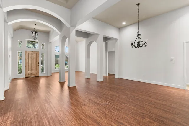 $3,200 | 2602 White Falls Drive, Pearland, TX 77584