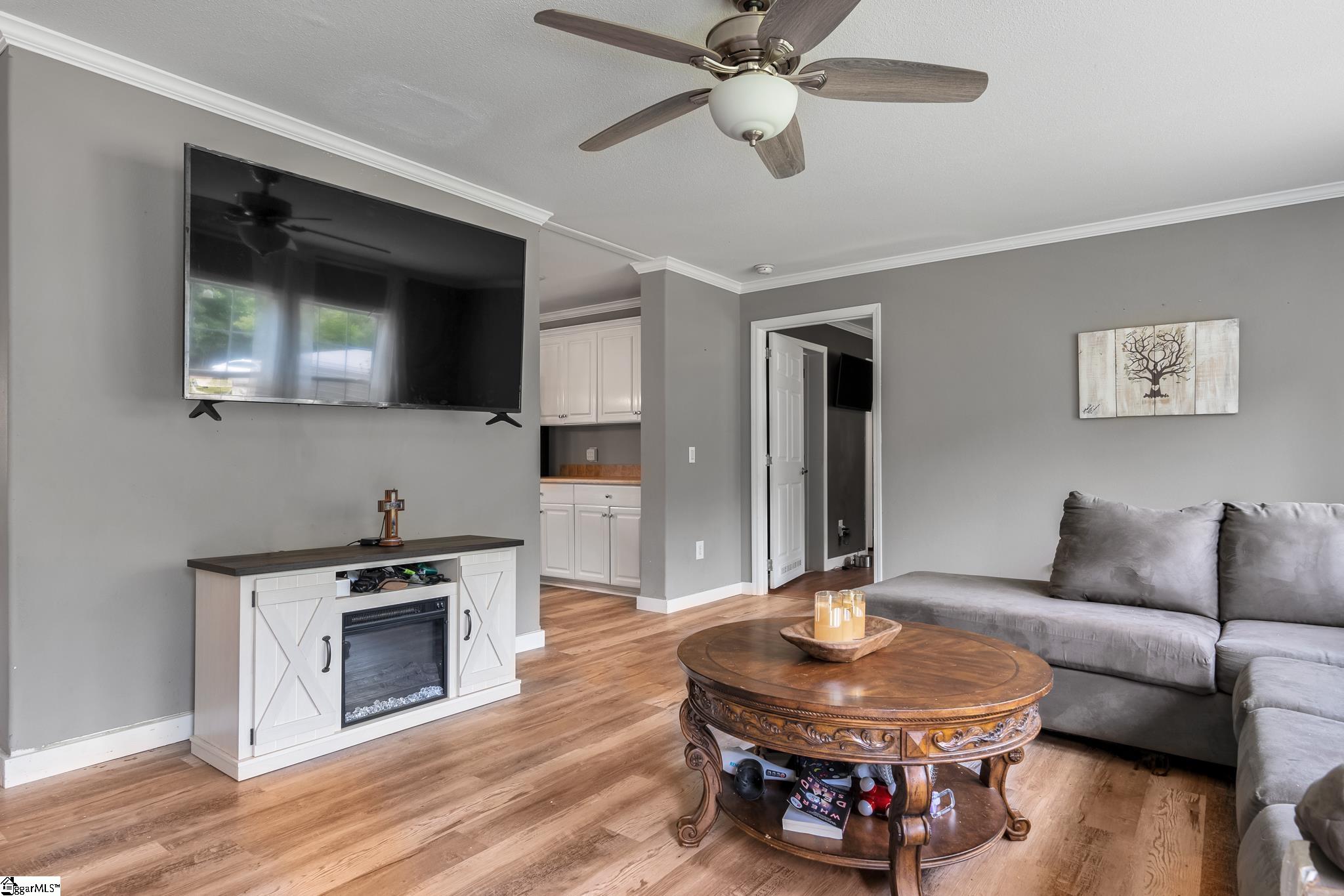 286 Newton Road Seneca, SC 29678 - Photo 3 of 25
