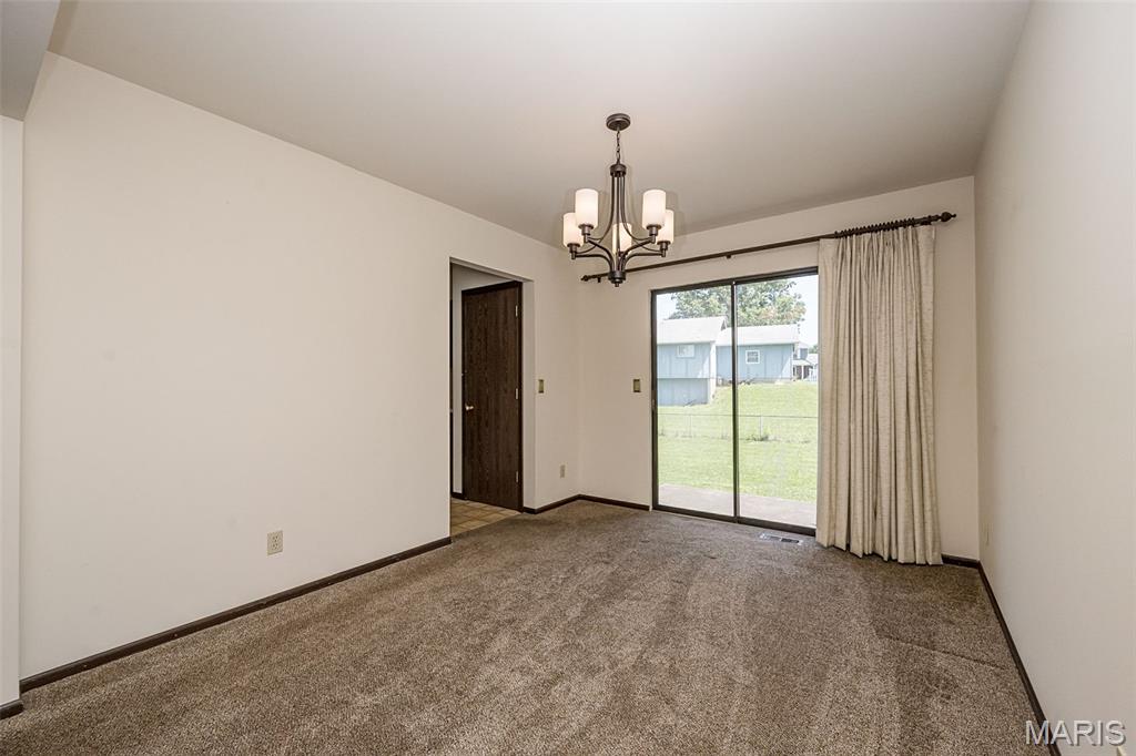 4216 Elkhart Lake Road St. Charles, MO 63304 - Photo 10 of 37