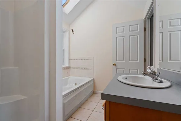 $775,000 | 89 Boulder Hill Drive, Holden, MA 01522