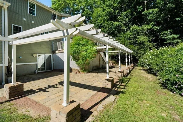 $775,000 | 89 Boulder Hill Drive, Holden, MA 01522