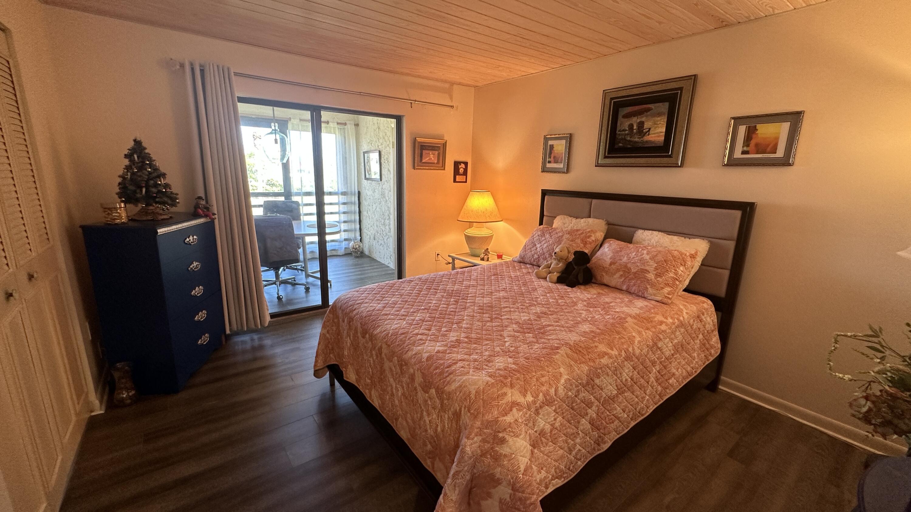5355 Southeast Miles Grant Road, Unit 209 Stuart, FL 34997 - Photo 19 of 31 22