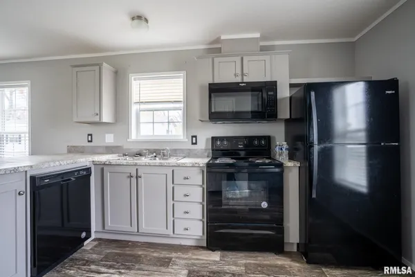 $175,000 | 1311 North Van Buren Street, Marion, IL 62959