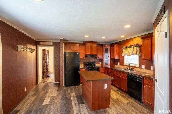 $175,000 | 1311 North Van Buren Street, Marion, IL 62959