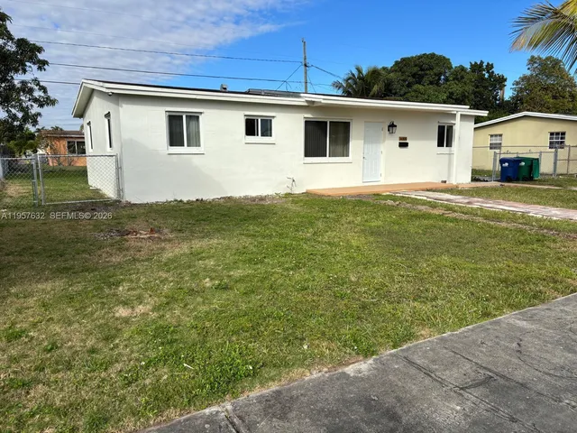 $2,500 | 14800 Southwest 104th Place, Miami, FL 33176