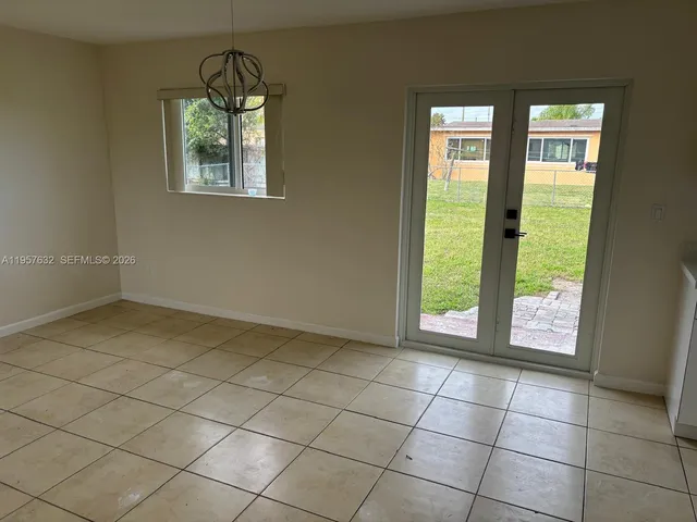 $2,500 | 14800 Southwest 104th Place, Miami, FL 33176