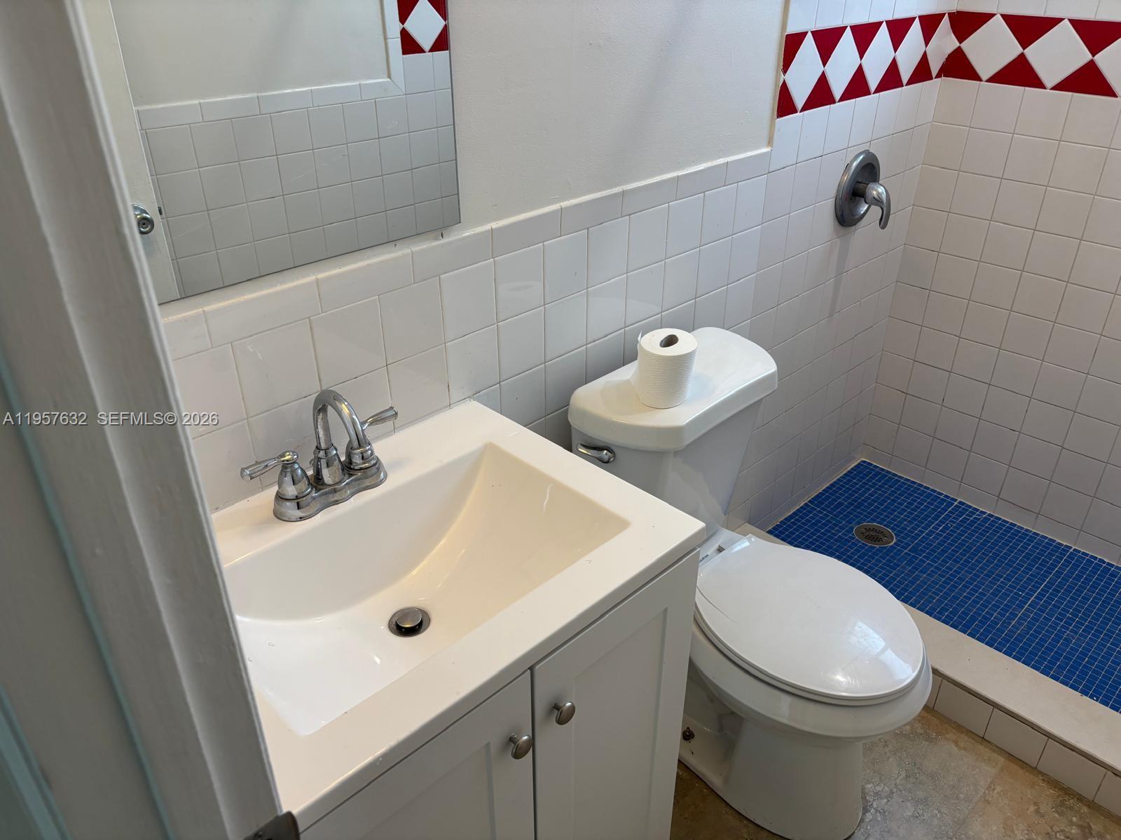 14800 Southwest 104th Place Miami, FL 33176 - Photo 8 of 9