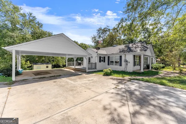 $264,000 | 2003 West Currahee Street, Toccoa, GA 30577