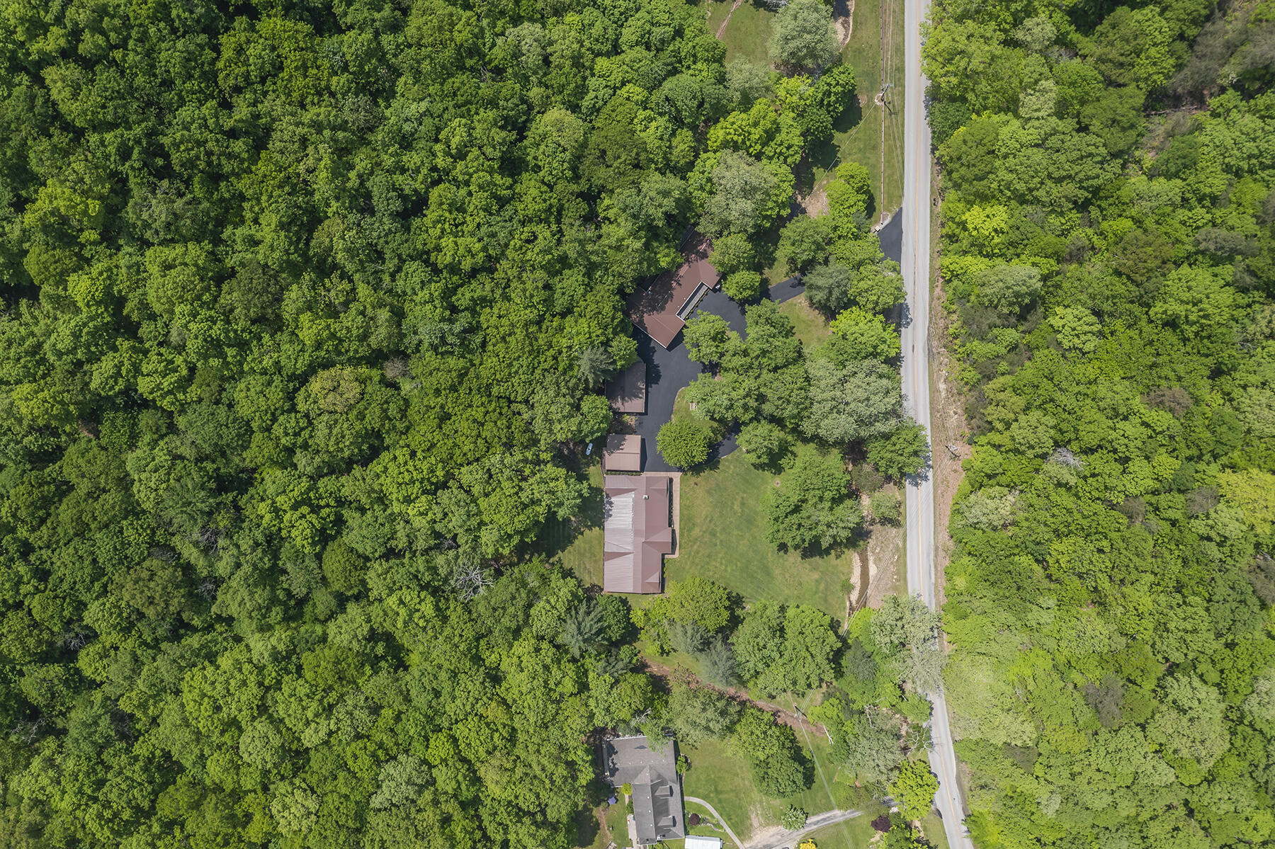 7146-7148 Brindle Ridge Road Mount Vernon, KY 40456 - Photo 25 of 51 7148brindleridge27 copy
