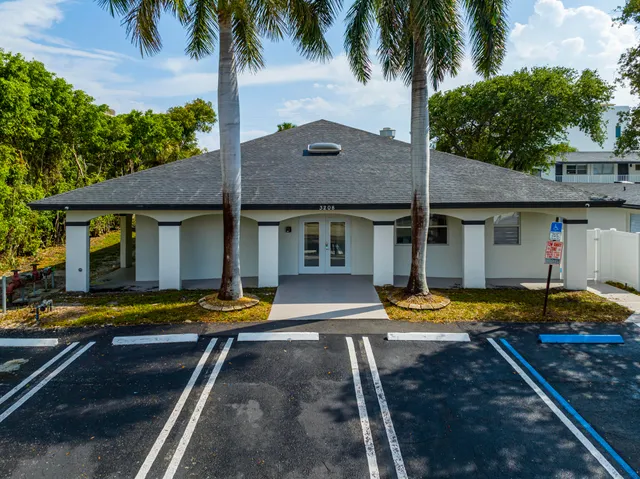 $5,799,000 | 1020 North Riverside Drive, Pompano Beach, FL 33062