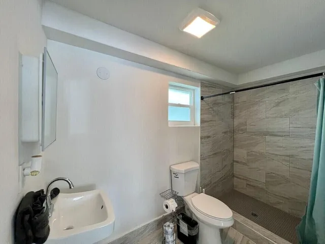 $5,799,000 | 1020 North Riverside Drive, Pompano Beach, FL 33062