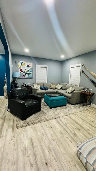 53 Royal Avenue Warwick, RI 02889 - Photo 4 of 17 Living room