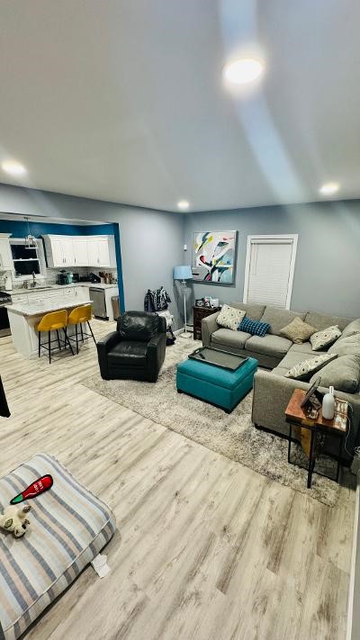 53 Royal Avenue Warwick, RI 02889 - Photo 5 of 17