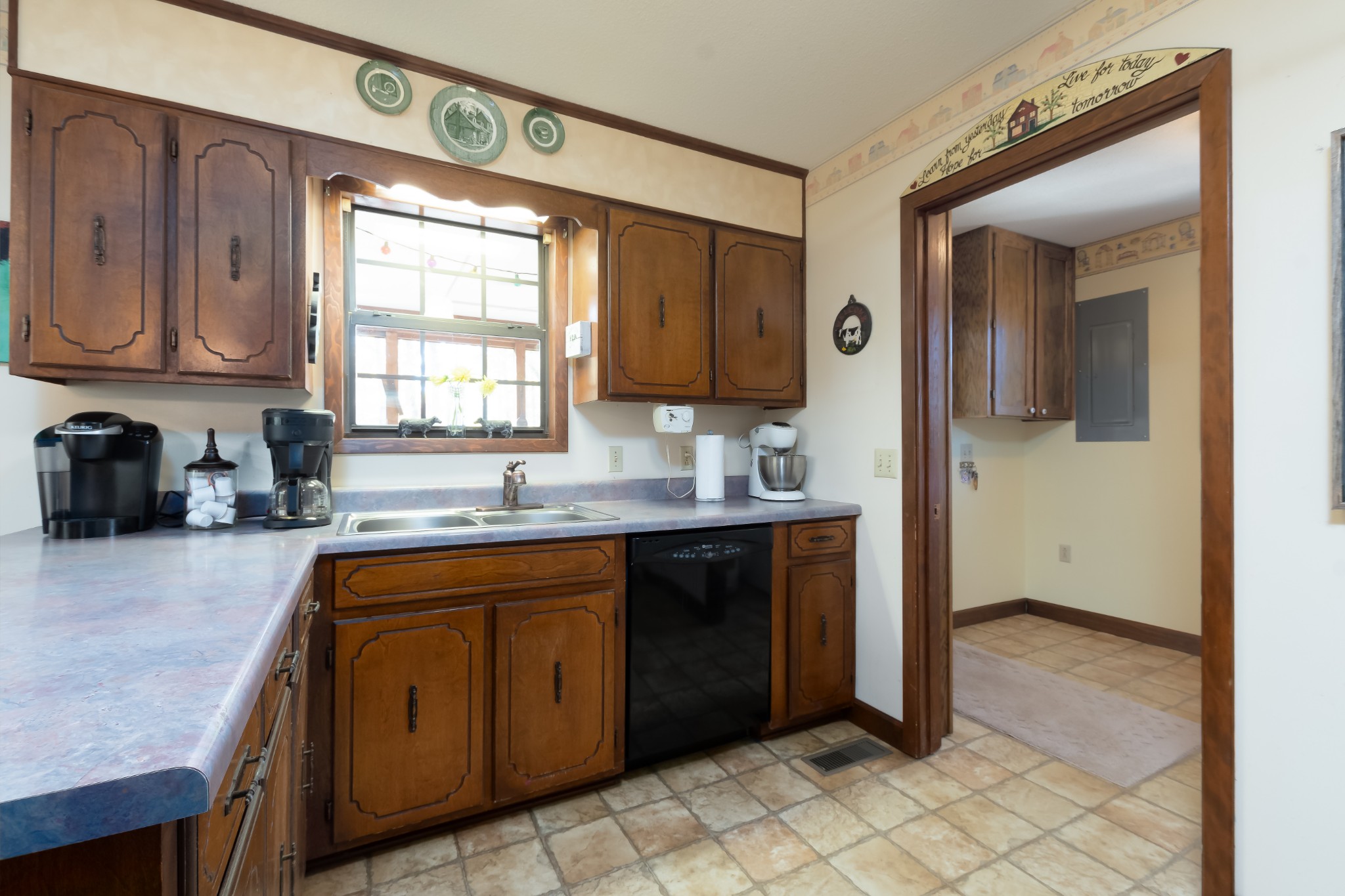 3446 Dunbar Road Decaturville, TN 38329 - Photo 9 of 41 Gallery Image 9