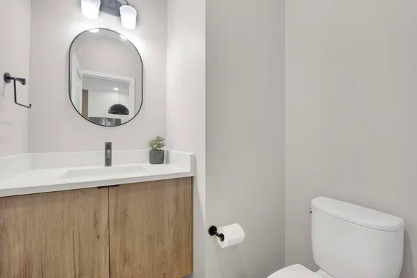 $599,000 | 944 Beloit Avenue, Unit 4, Forest Park, IL 60130