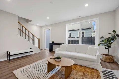 $599,000 | 944 Beloit Avenue, Unit 4, Forest Park, IL 60130