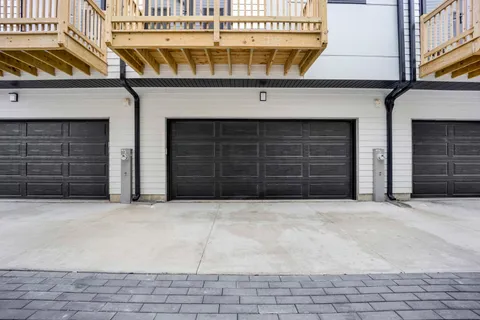 $599,000 | 944 Beloit Avenue, Unit 4, Forest Park, IL 60130