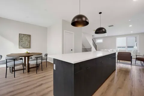 $599,000 | 944 Beloit Avenue, Unit 4, Forest Park, IL 60130