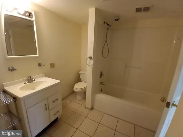 $1,075 | 1926 Hilltown Pike, Unit 4, Hilltown, PA 18927