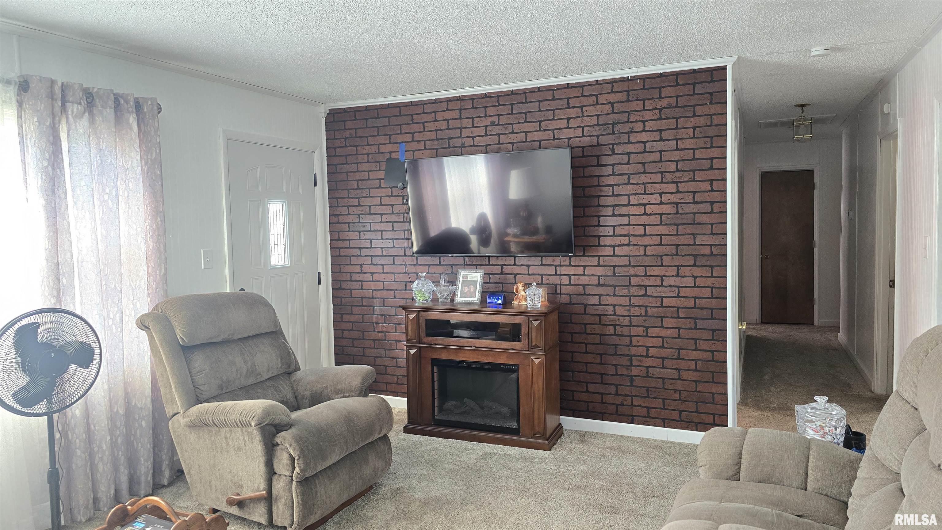 2424 Jones Street Eldorado, IL 62930 - Photo 9 of 21