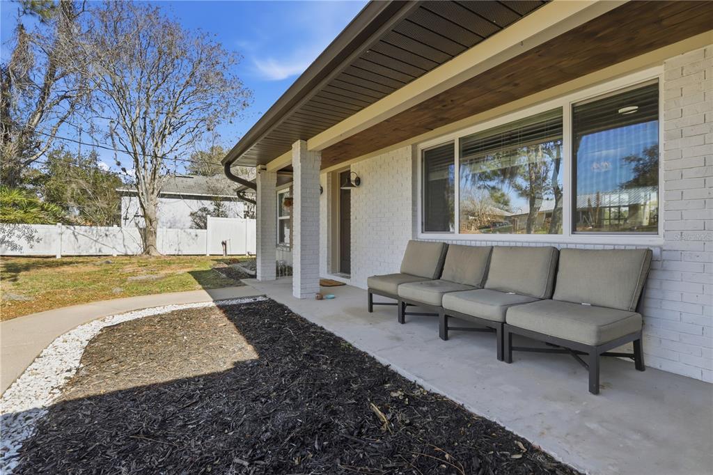 157 Rosedale Drive Deltona, FL 32764 - Photo 3 of 47