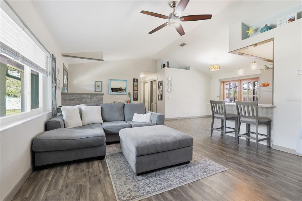 157 Rosedale Drive Deltona, FL 32764 - Photo 5 of 47