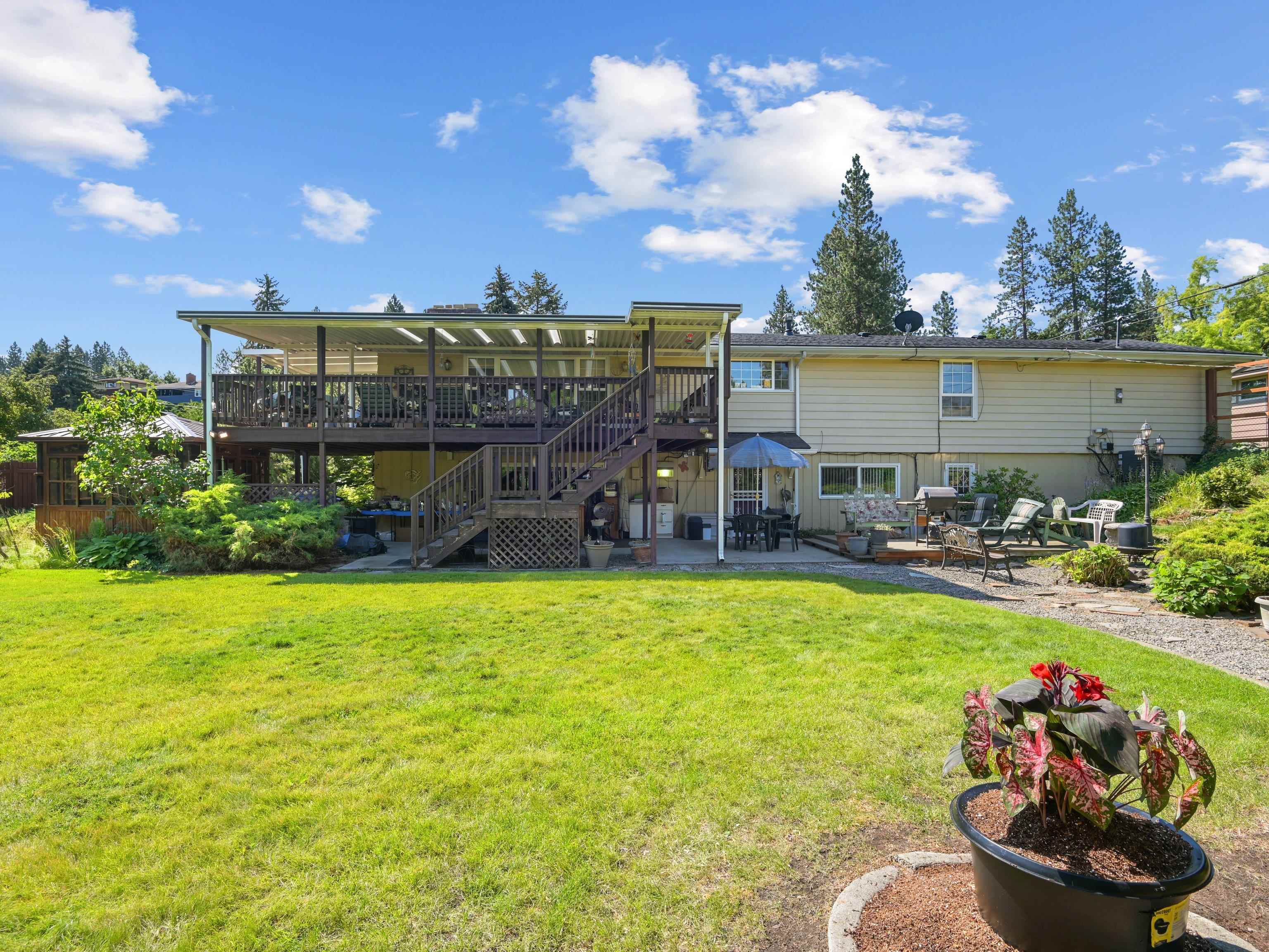 320 West Sierra Way Spokane, WA 99208 - Photo 3 of 19 Gallery Image 3