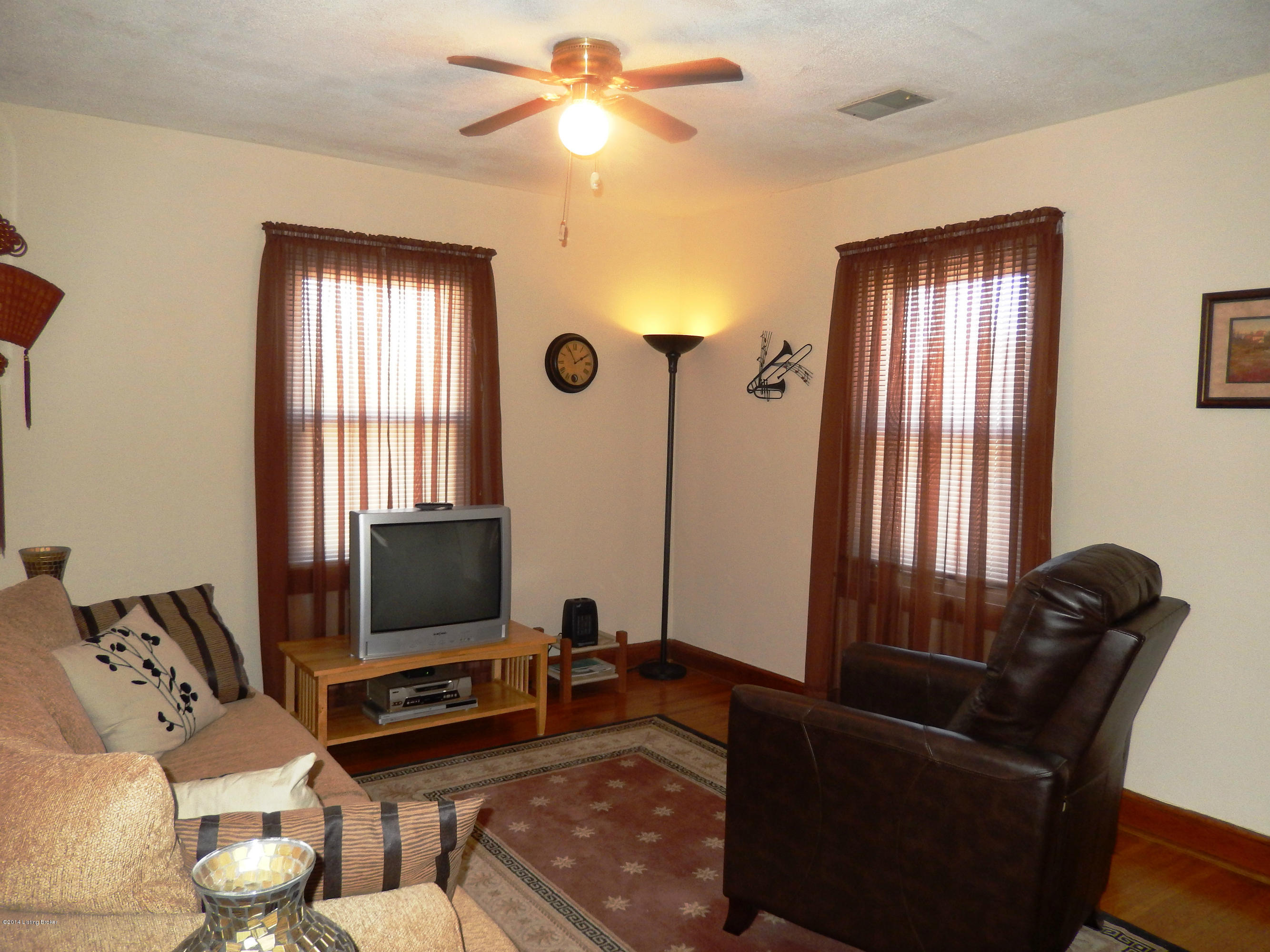 5122 Reed Avenue Louisville, KY 40214 - Photo 7 of 28 DSCN8659