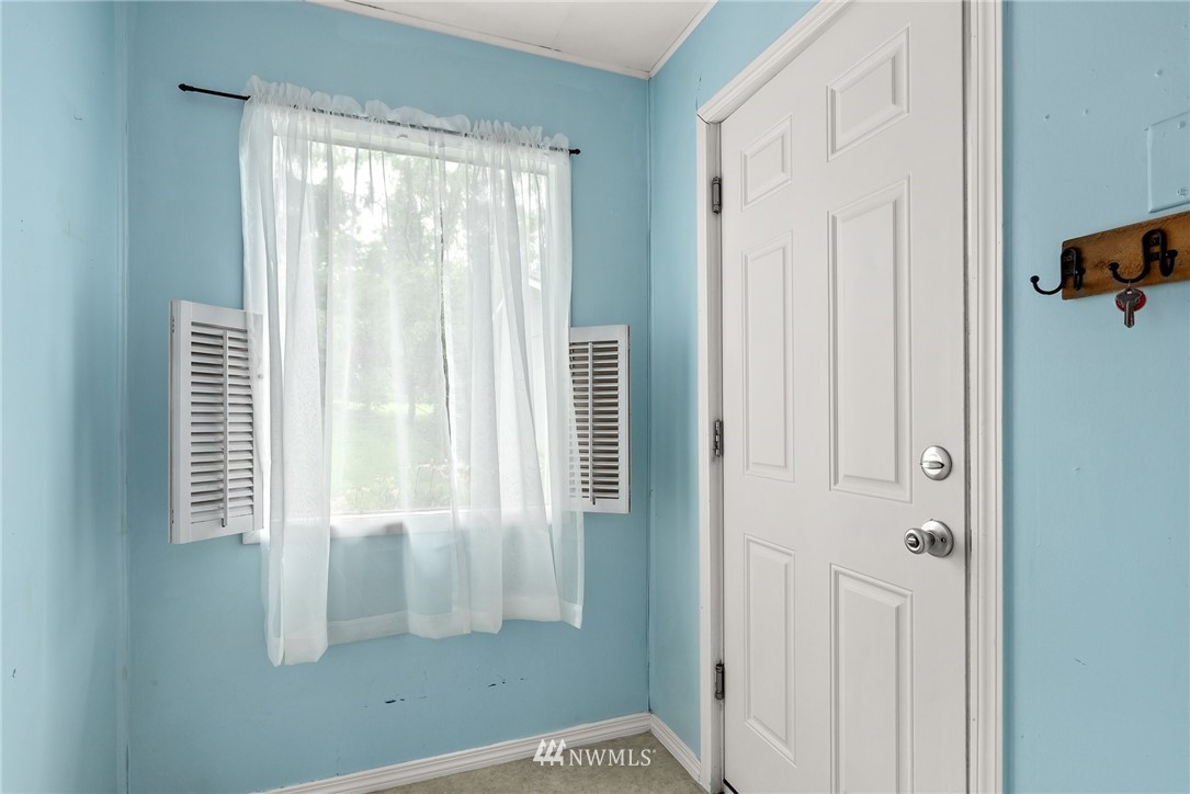 1229 Belmont Road Raymond, WA 98577 - Photo 5 of 21 Gallery Image 5