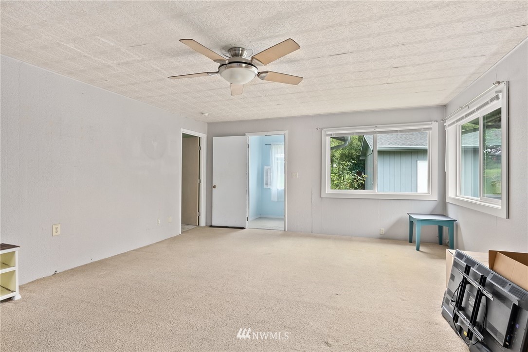 1229 Belmont Road Raymond, WA 98577 - Photo 7 of 21 Gallery Image 7