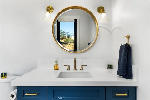 a view of a tennis court