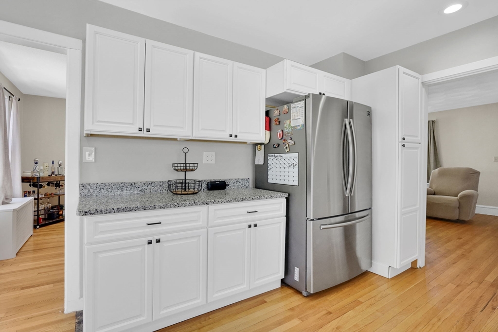 87 Hartford Terrace Springfield, MA 01118 - Photo 21 of 31