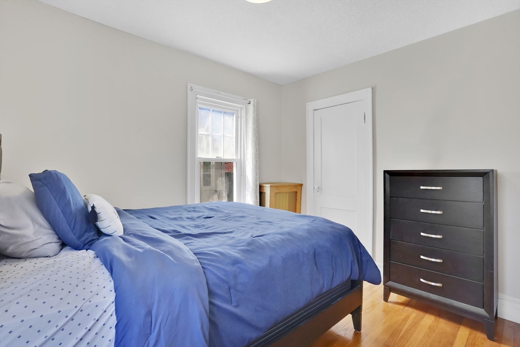 87 Hartford Terrace Springfield, MA 01118 - Photo 27 of 31