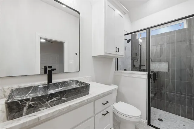 $849,900 | 189 Rio Rancho Drive, Decatur, TX 76234