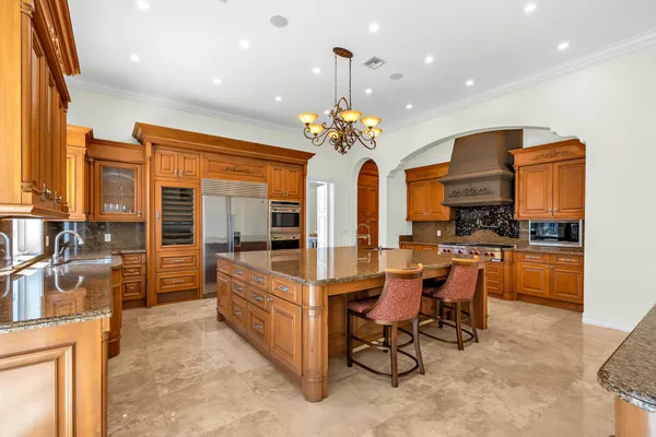 $6,795,000 | 3700 Northeast 28th Avenue, Lighthouse Point, FL 33064