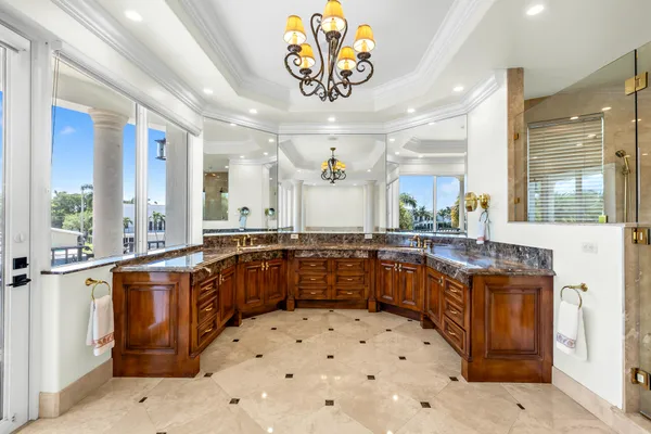 $6,795,000 | 3700 Northeast 28th Avenue, Lighthouse Point, FL 33064