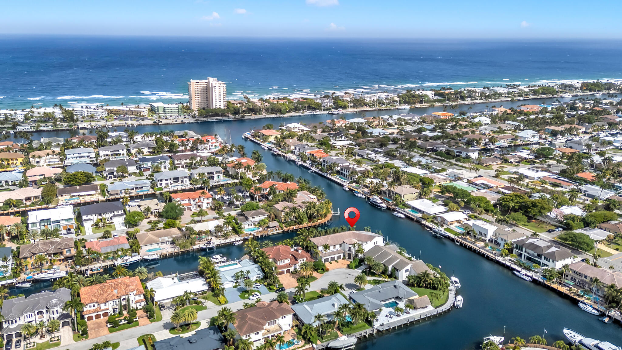 3700 Northeast 28th Avenue Lighthouse Point, FL 33064 - Photo 4 of 77 a view of a city with an ocean