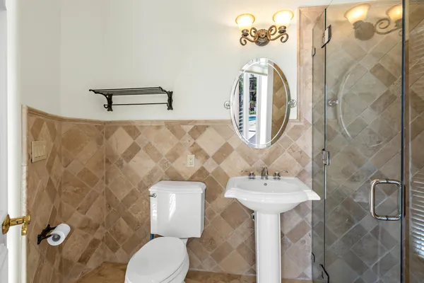 $6,795,000 | 3700 Northeast 28th Avenue, Lighthouse Point, FL 33064