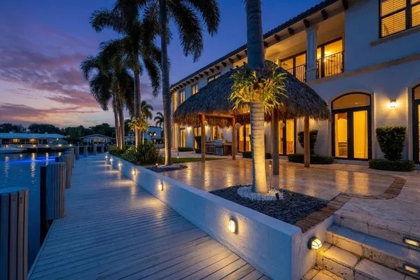 $6,795,000 | 3700 Northeast 28th Avenue, Lighthouse Point, FL 33064