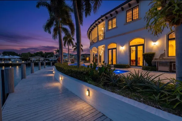 $6,795,000 | 3700 Northeast 28th Avenue, Lighthouse Point, FL 33064