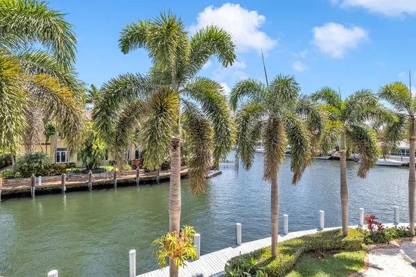 $6,795,000 | 3700 Northeast 28th Avenue, Lighthouse Point, FL 33064