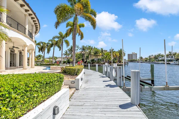 $6,795,000 | 3700 Northeast 28th Avenue, Lighthouse Point, FL 33064