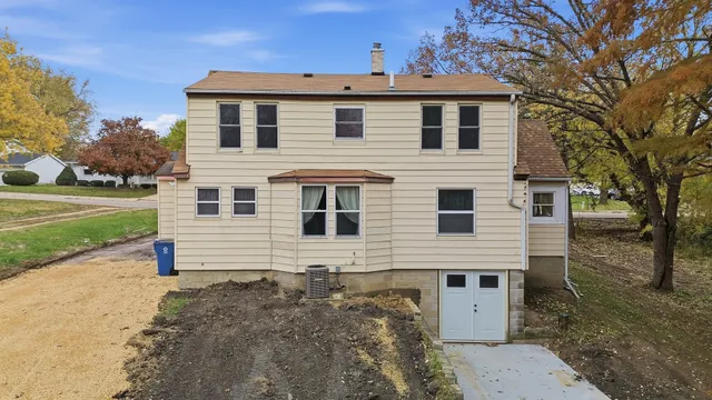 $129,000 | 1127 4th Avenue, Dixon, IL 61021