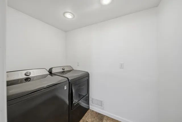 $129,000 | 1127 4th Avenue, Dixon, IL 61021