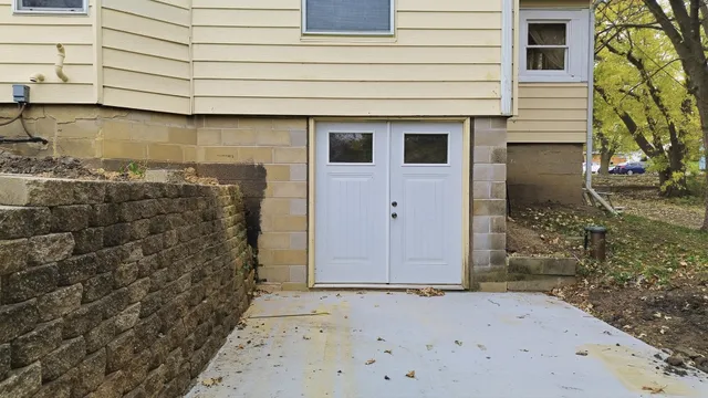 $129,000 | 1127 4th Avenue, Dixon, IL 61021