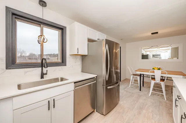 $375,000 | 145 Canterbury Lane, Londonderry, NH 03053