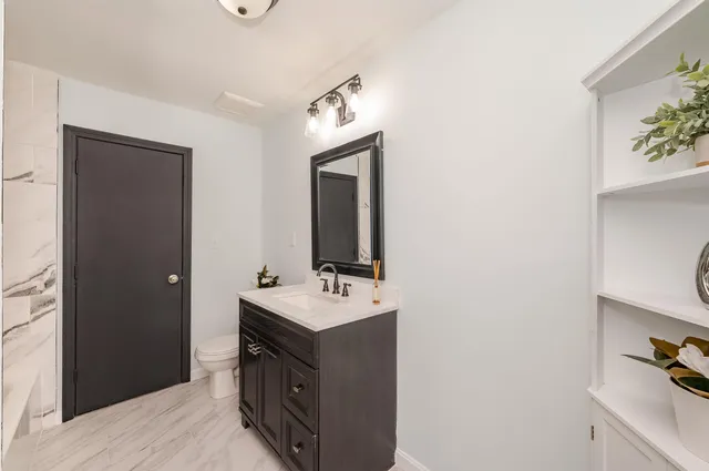 $375,000 | 145 Canterbury Lane, Londonderry, NH 03053