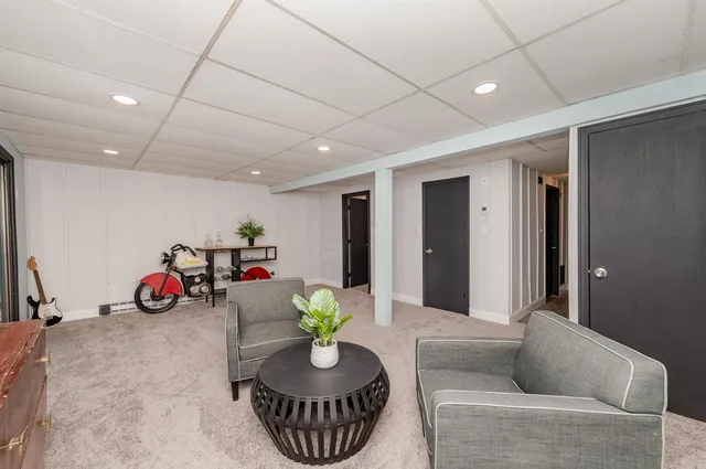 $375,000 | 145 Canterbury Lane, Londonderry, NH 03053