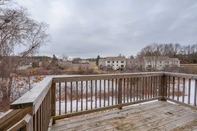 $375,000 | 145 Canterbury Lane, Londonderry, NH 03053