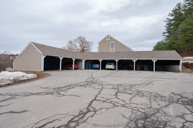 $375,000 | 145 Canterbury Lane, Londonderry, NH 03053